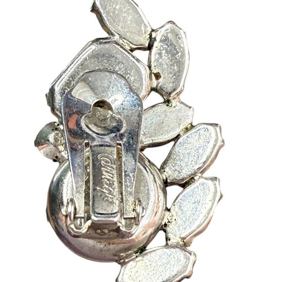 1 pc Runway Hattie Carnegie Clip Earring Emerald Green & Crystal - Picture 4 of 5